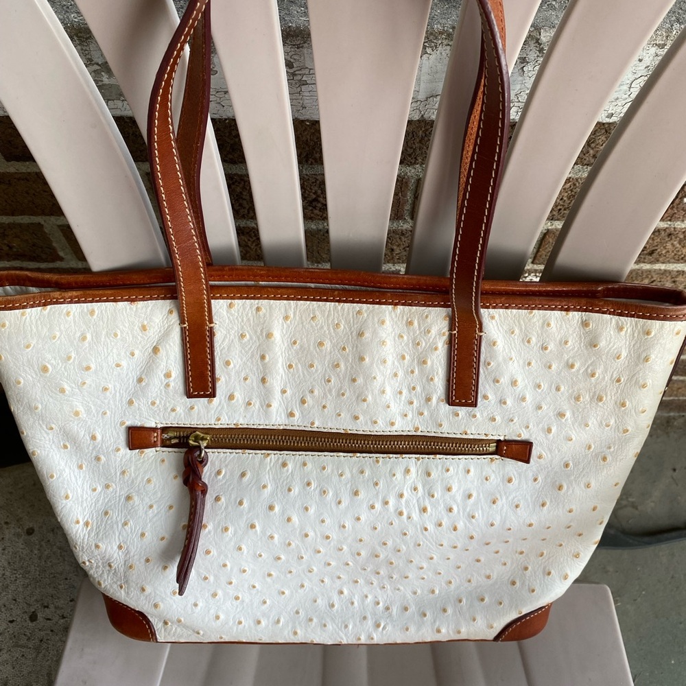 DOONEY AND BOURKE WHITE OSTRICH PEBBLED LEATHER - Picture 4 of 16